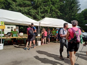 16h45, ravitaillement au col d'Oderen